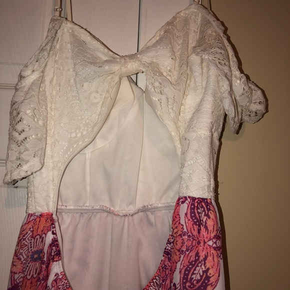 Dress - Picture 3 of 3